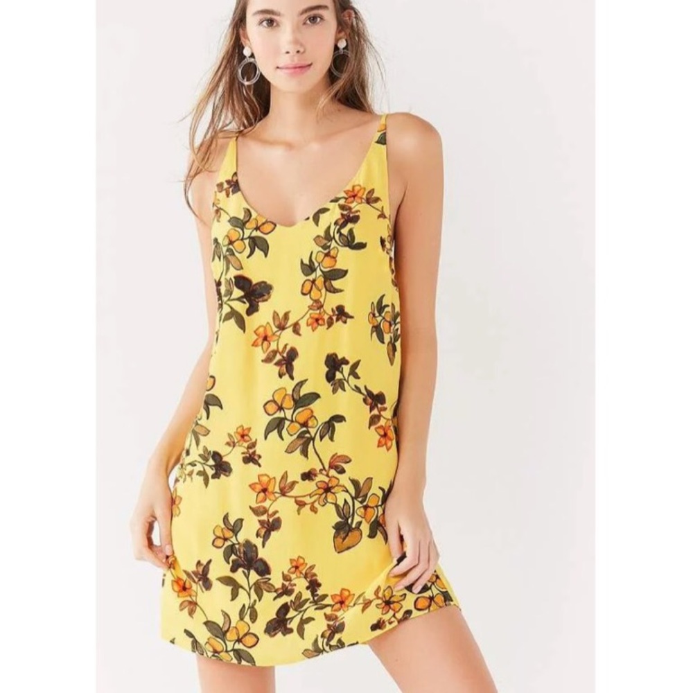 Beautiful Yellow Floral Dress